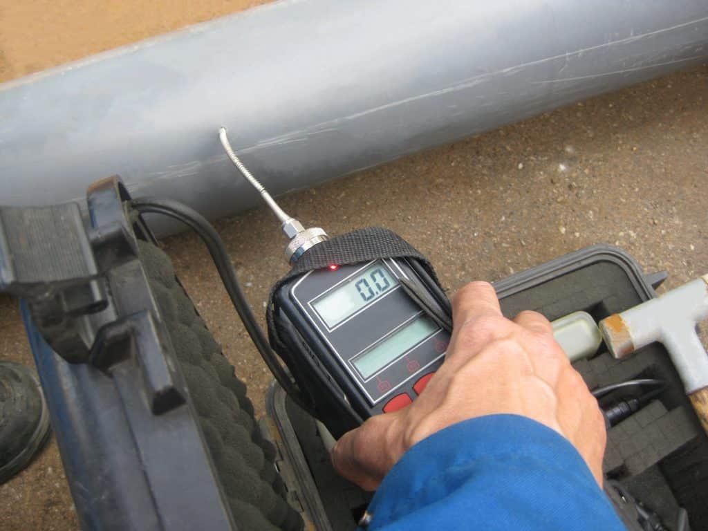 איתור נזילות אקוסטי